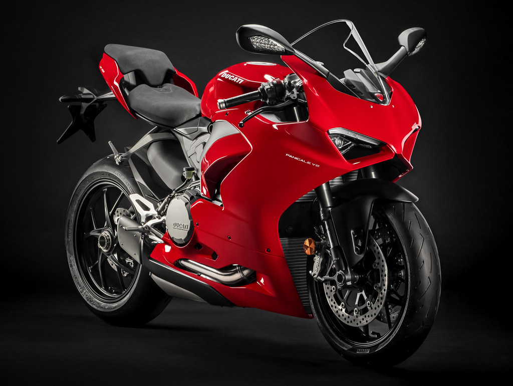 Panigale V2